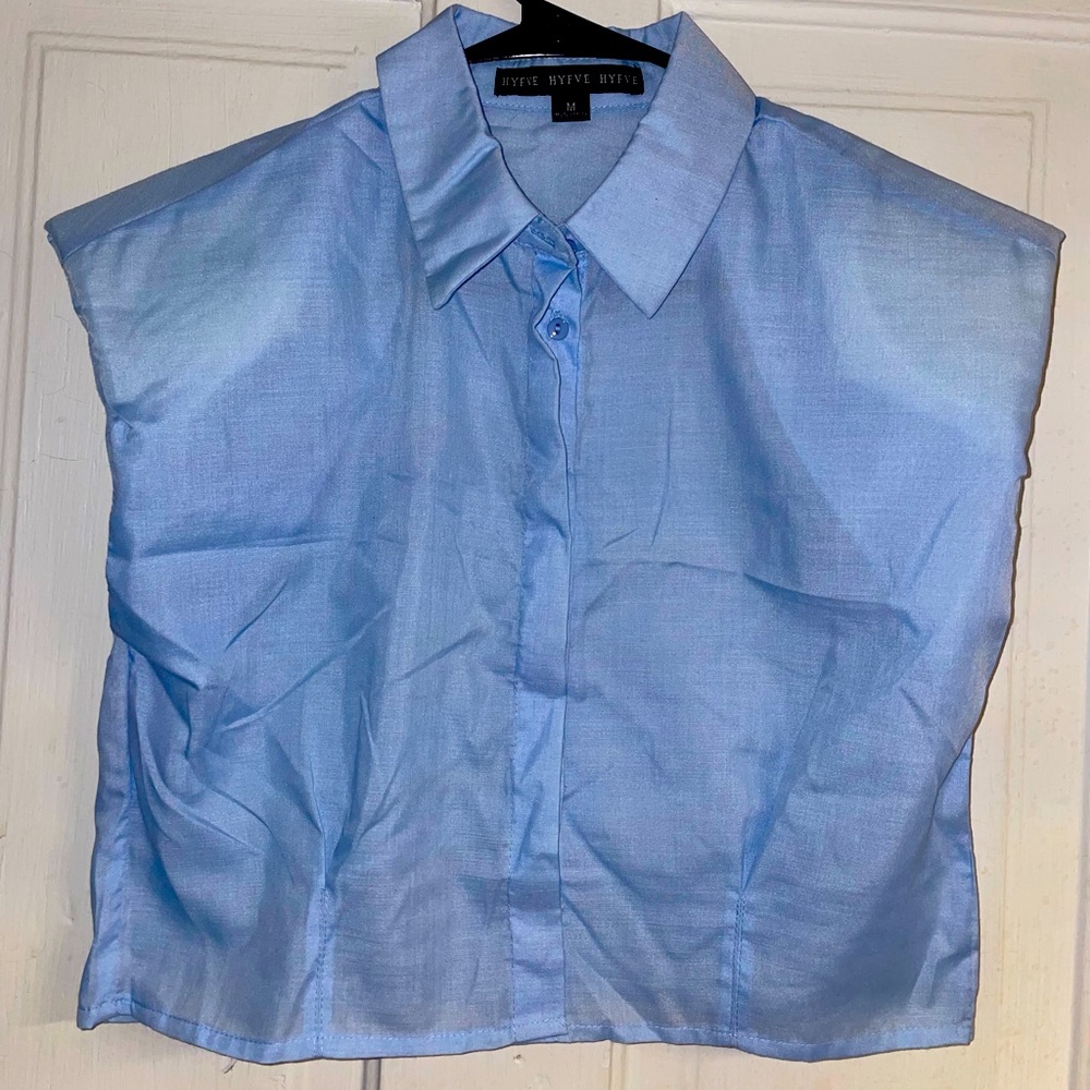 Blue cropped collared blouse